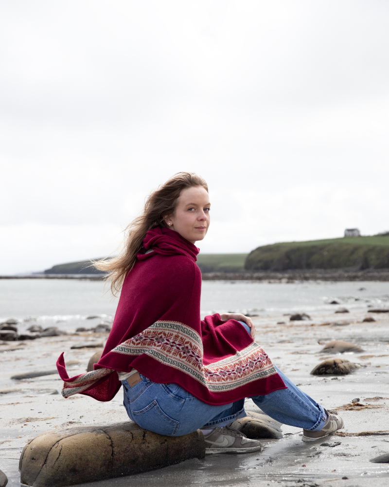 Nordic Poncho Hibiscus