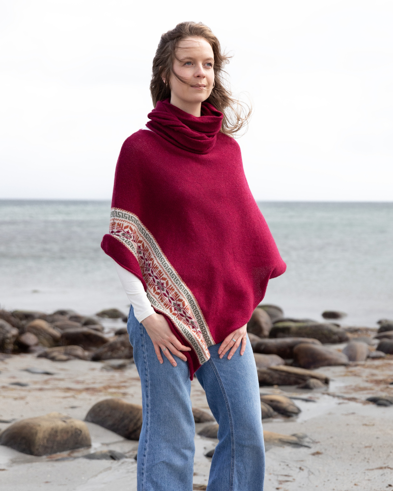 Nordic Poncho Hibiscus