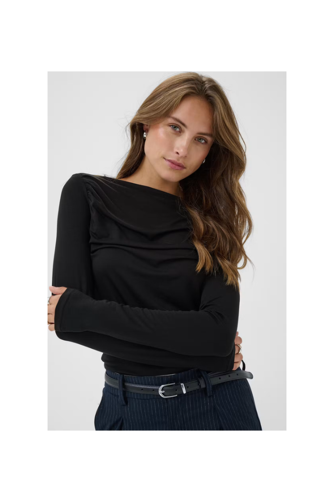 
                  
                    Saint Tropez Vigga boatneck blouse
                  
                
