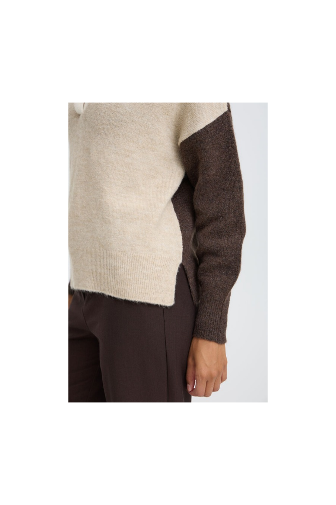 
                  
                    B.Young Bymonna jumper
                  
                