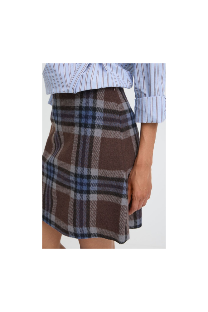 
                  
                    B.Young Bybree skirt
                  
                