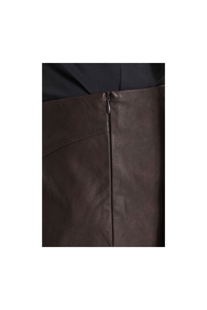 
                  
                    Ichi Ihkanira ichi skirt
                  
                