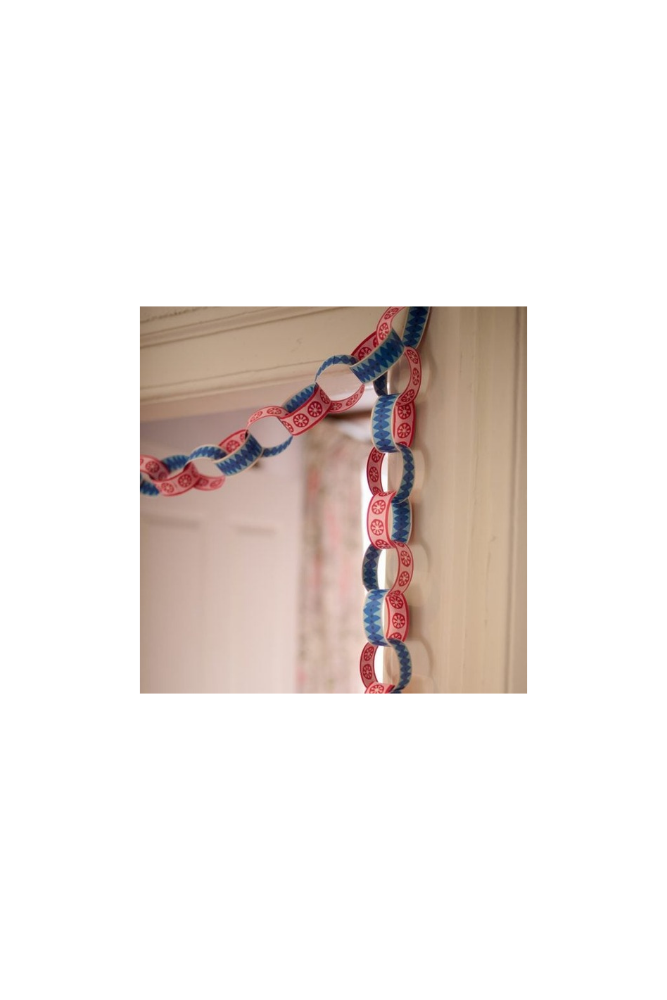 
                  
                    Cambridge Imprint Paperchain
                  
                