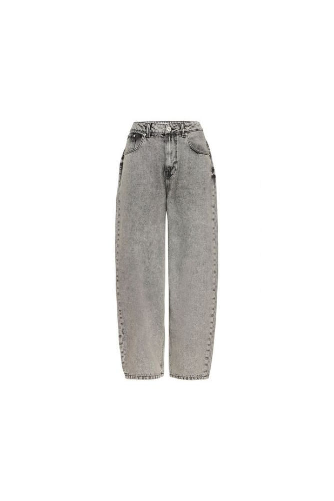 
                  
                    Ichi Ihberisel Jeans
                  
                