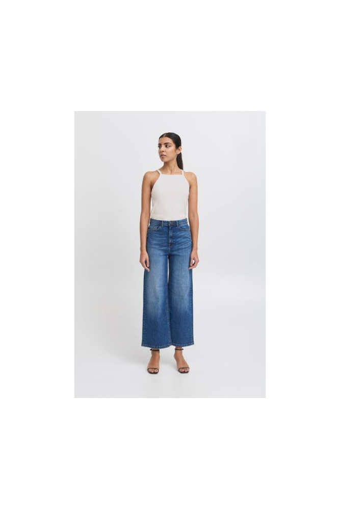 
                  
                    Ichi Ihoreta Top
                  
                