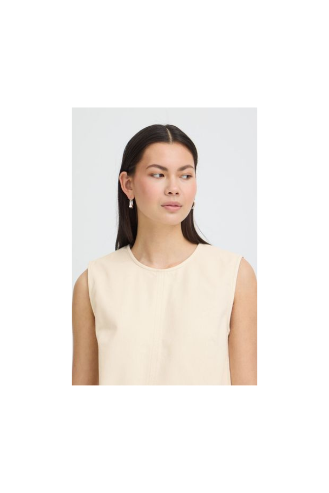 
                  
                    Ichi Iholia Top
                  
                