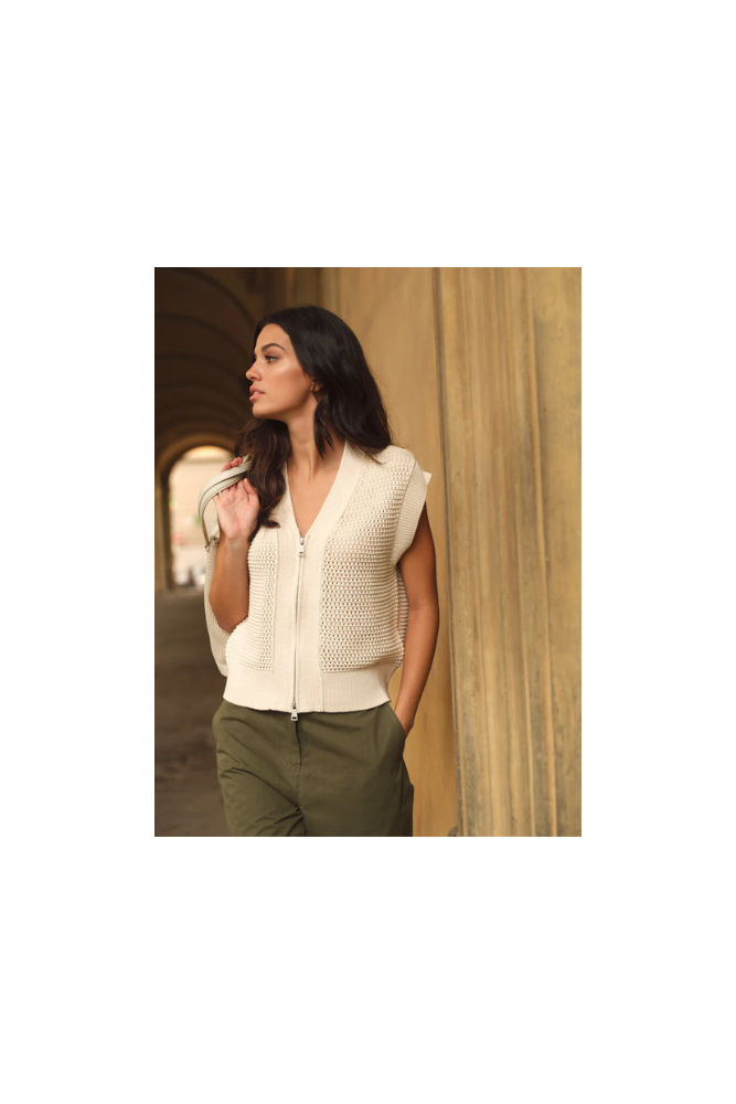 
                  
                    Yaya Sleevless knit cardigan
                  
                