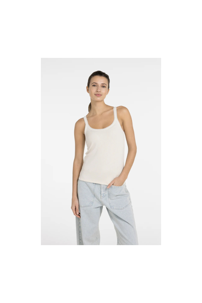 
                  
                    Yaya singlet with mesh detail
                  
                