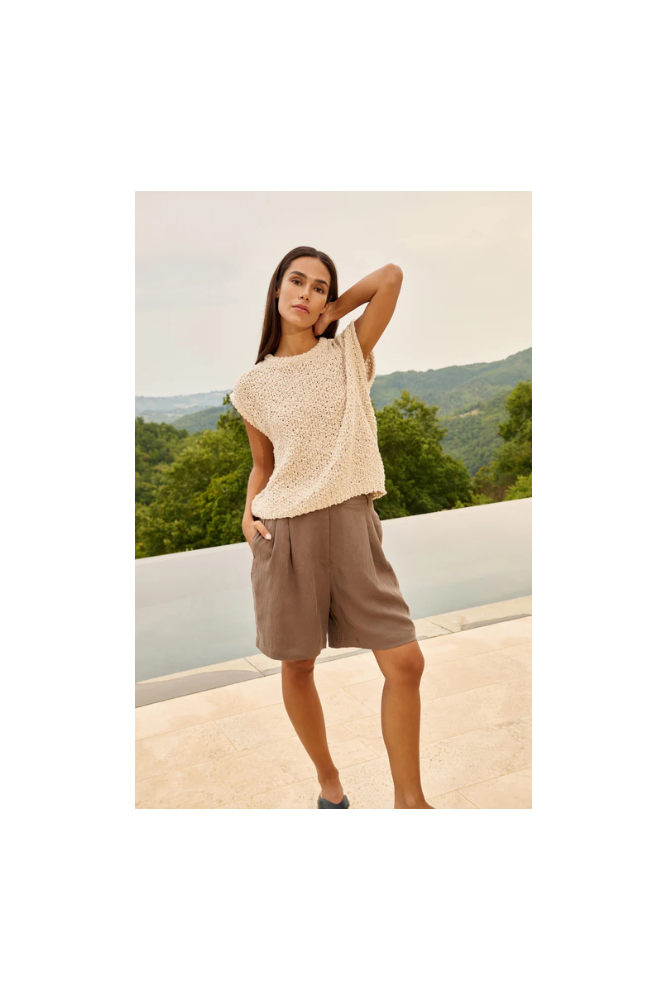 
                  
                    Yaya Sleeveless sweater
                  
                