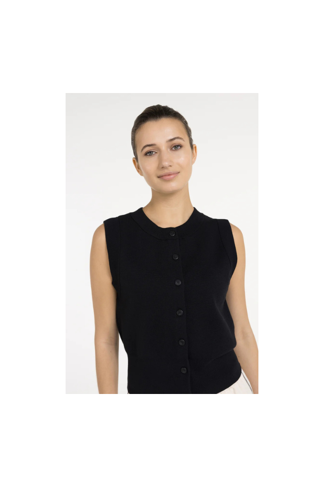 
                  
                    Yaya sleeveless fine knit cardigan
                  
                