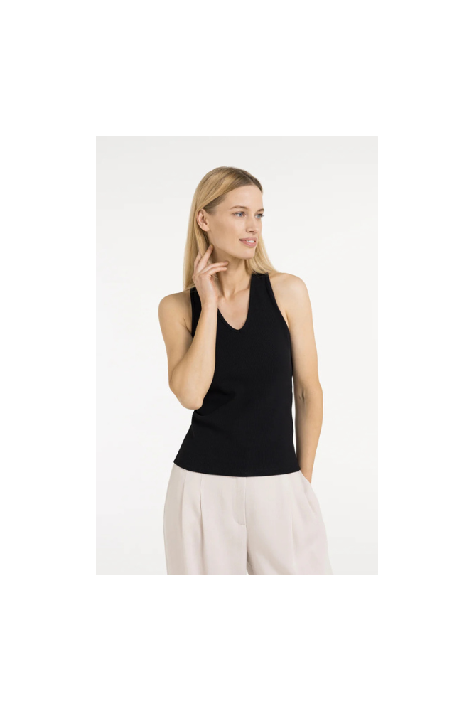 
                  
                    Yaya singlet with crossed back
                  
                