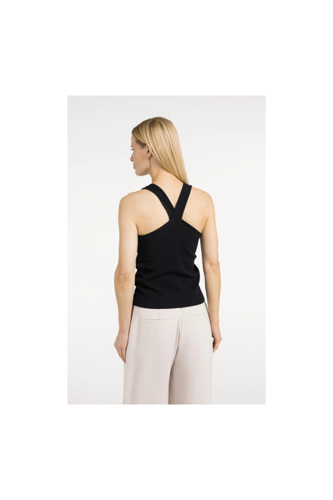 
                  
                    Yaya singlet with crossed back
                  
                