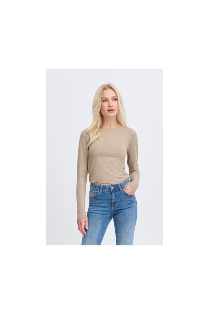 
                  
                    B.Young Bypamila Long Sleeve Top
                  
                